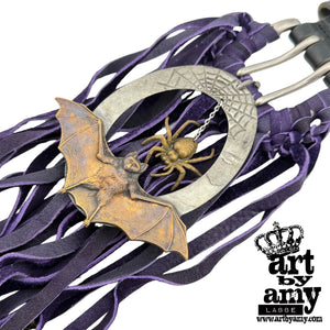 Buckle Bat