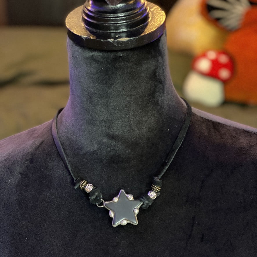 Stylz Leather Star Necklace