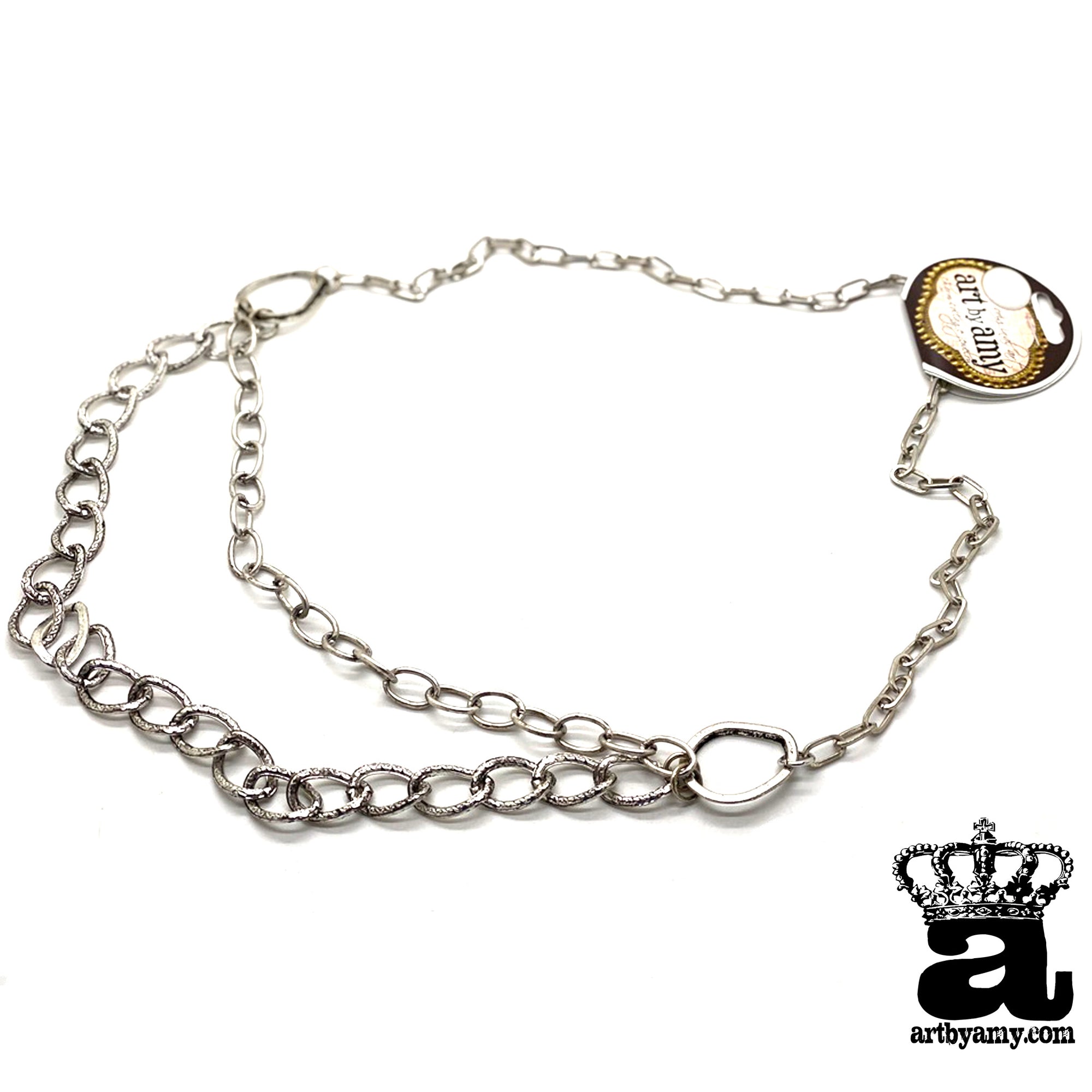 Miley Syrus Chain